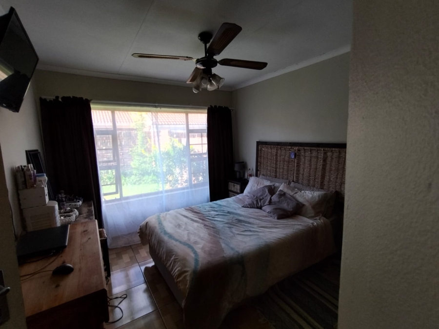 To Let 2 Bedroom Property for Rent in Pellissier Free State